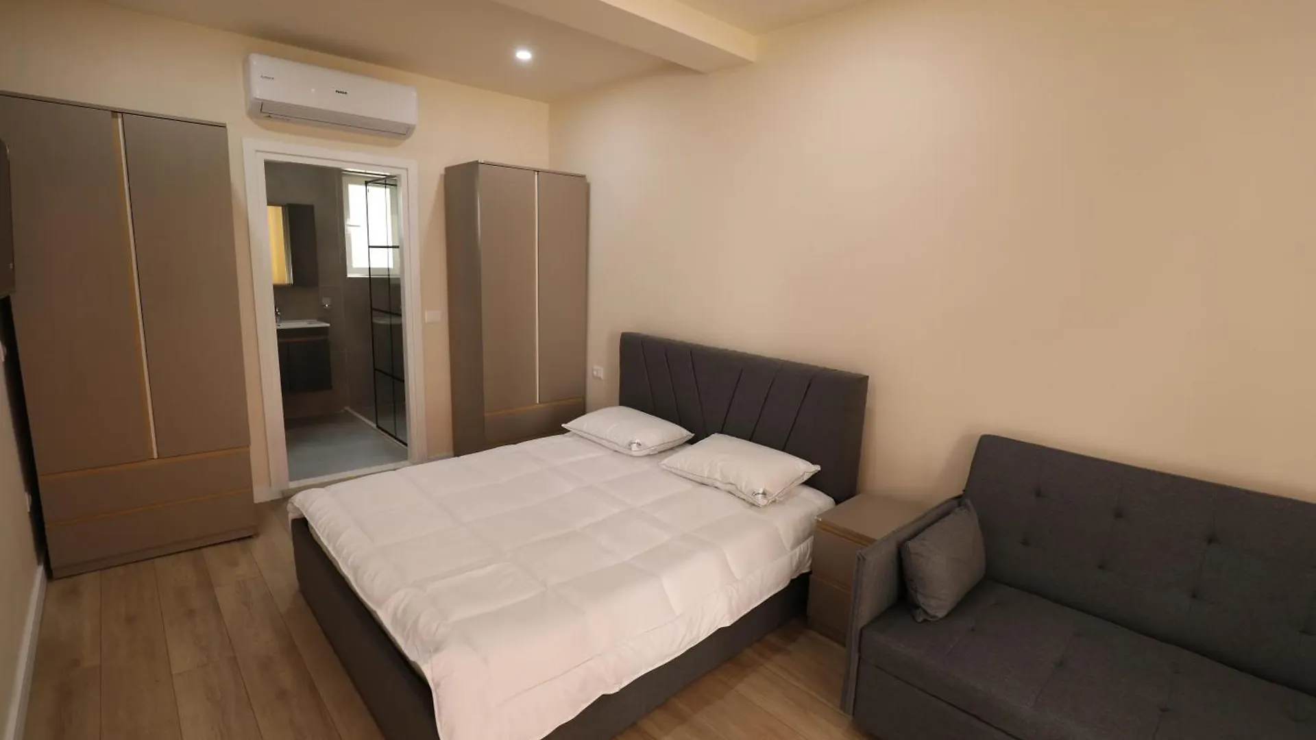 Holiday home Hoy Bnb Room 4 Pogradec Albania